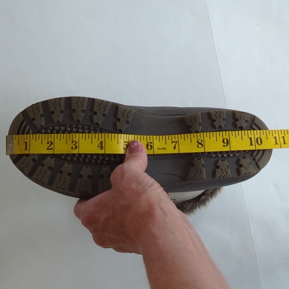 Field & Stream PAC Suede Faux Fur Winter Boots 8 Ivory - Picture 13 of 16